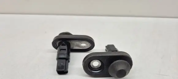 Toyota C-HR I Front door sensor 