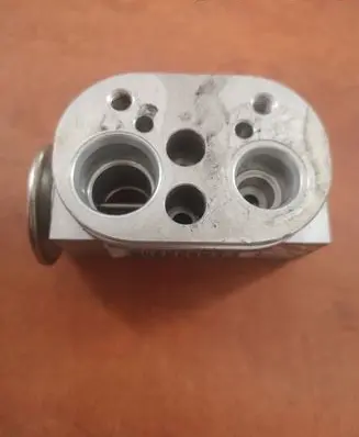 Air conditioning (A/C) expansion valve