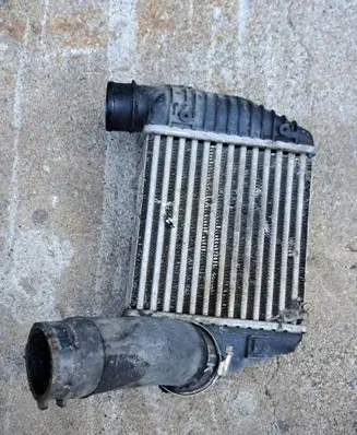 Audi A6 S6 C6 4F Intercooler radiator 4F0145805AB 6070163