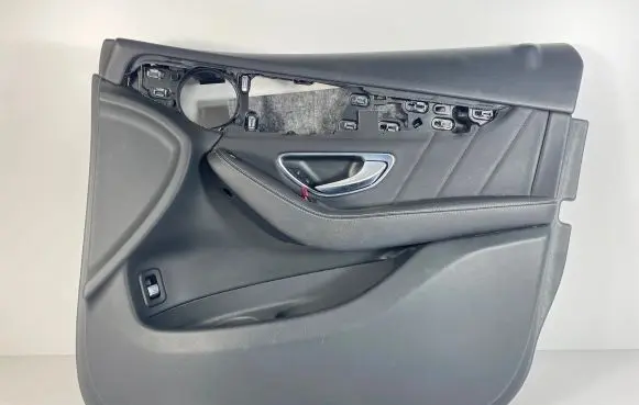 Mercedes-Benz GLC X253 C253 Front door card panel trim