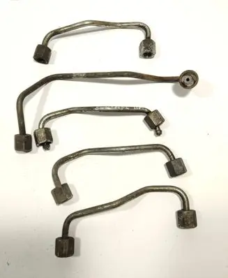 Hyundai Santa Fe Fuel injector supply line/pipe 
