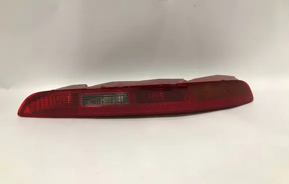 Audi Q3 8U Rear bumper light 8U0.945.096 8U0945096
