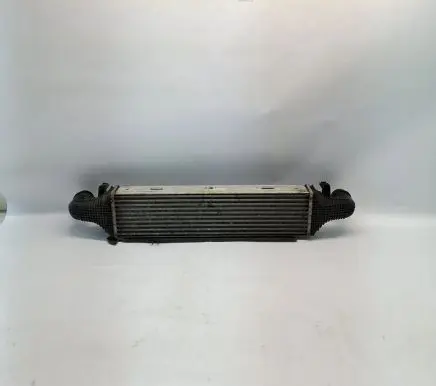 Mercedes-Benz E W212 Intercooler radiator A2045000200