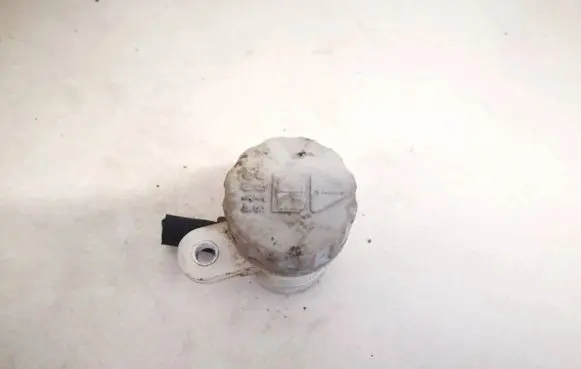 Brake fluid reservoir