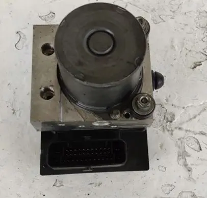 Audi A6 S6 C6 4F ABS Pump 4F0910517C