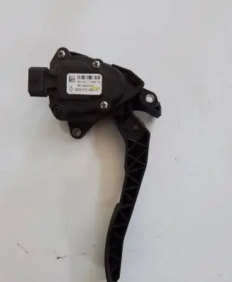 Renault Master III Accelerator throttle pedal 8200672369C 6PV00997801