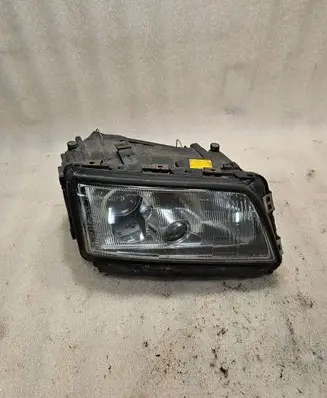 Audi A8 S8 D2 4D Headlight/headlamp 1305235231