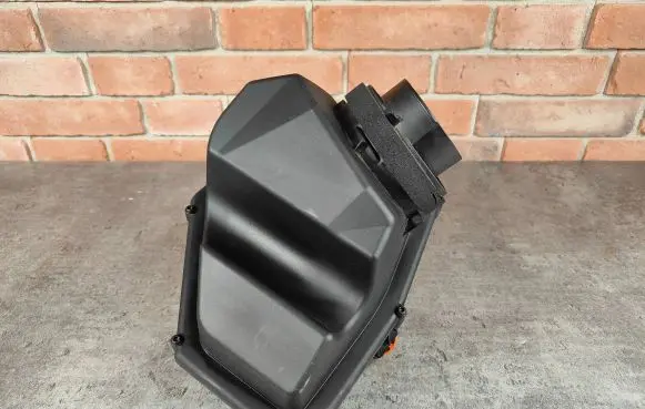 BMW 8 G14 Air filter box 7934475 72448892 7934477