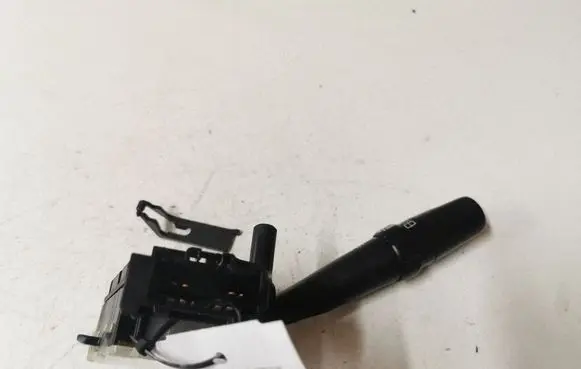 Toyota Avensis Verso Wiper control stalk 846522G470 173654LH