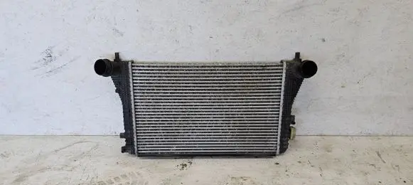 Volkswagen Golf VI Intercooler radiator 1K0145803BM
