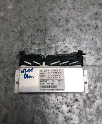 Mercedes-Benz E W211 ESP (stability system) control unit A2115404345