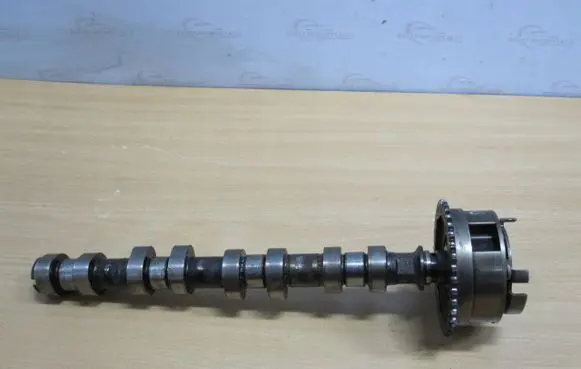 Opel Astra J Camshaft 55562225