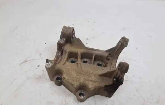 Land Rover Freelander 2 - LR2 Driveshaft support bearing bracket 6G9N4H473CE