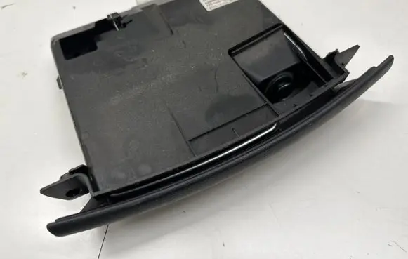 Ashtray (front)
