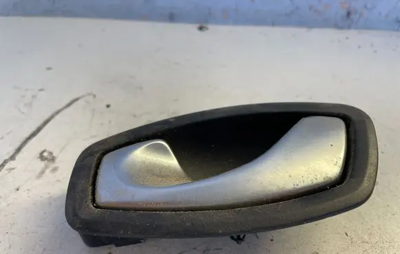 Renault Megane III Front door interior handle 826730001R