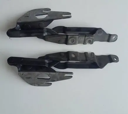 Audi A6 S6 C5 4B Tailgate/trunk/boot hinge 4B5827302E 4B5827301E