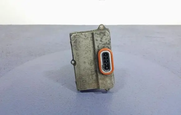 Audi A6 Allroad C5 Voltage converter/converter module 5DV008290-00