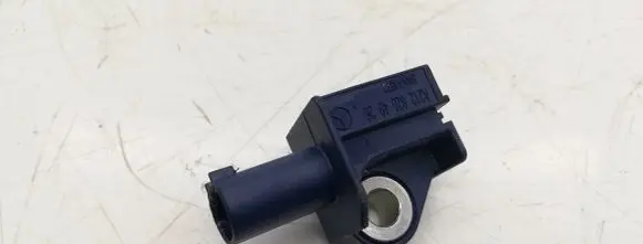 Mercedes-Benz E A207 Airbag deployment crash/impact sensor 2128204926