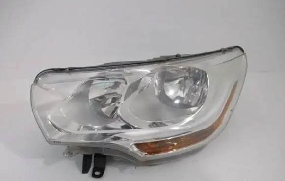 Citroen C4 II Headlight/headlamp 9687308380