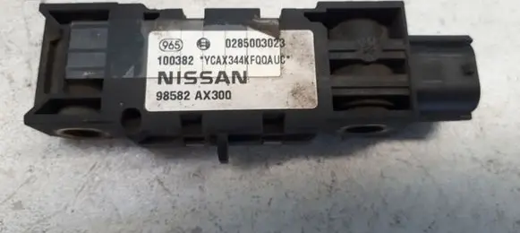 Nissan Micra Airbag deployment crash/impact sensor 0285003023 98582AX300