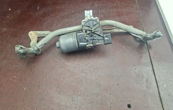 Peugeot 5008 Front wiper linkage and motor 3397020769 9650380780