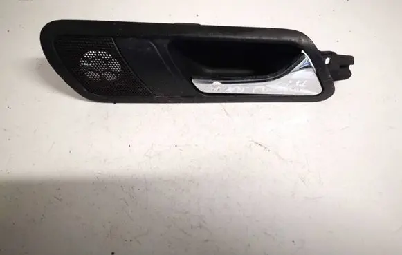 Volkswagen PASSAT B6 Rear door interior handle 3c4839114