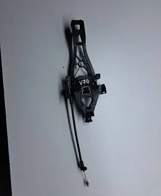 Rear door exterior handle/bracket