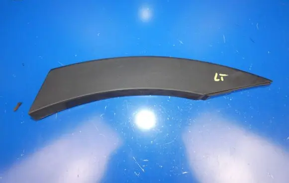 Hyundai Santa Fe Rear arch trim 87741-2W000