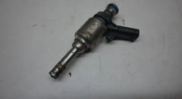 Audi A6 S6 C7 4G Fuel injector 06H906036G