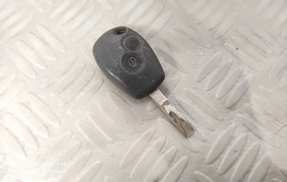 Renault Trafic III (X82) Ignition key/card 