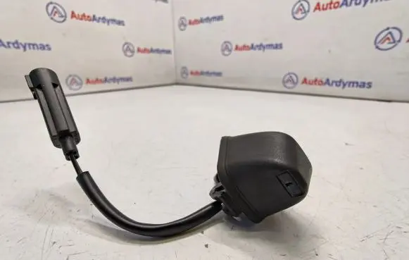 BMW 3 E92 E93 Windshield washer spray nozzle 7131299 61667131299