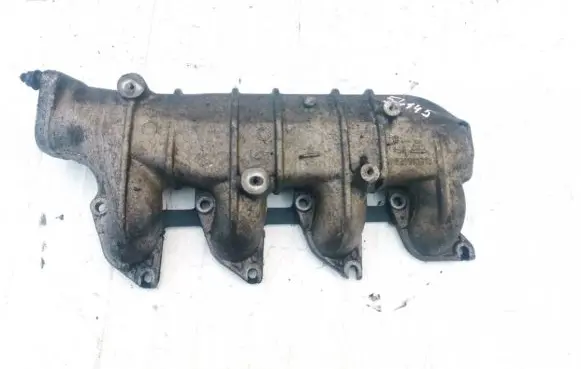 Citroen Xsara Picasso Intake manifold 9635616310