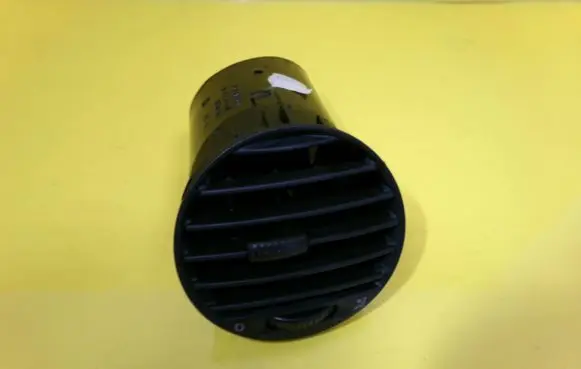 Dashboard side air vent grill/cover trim