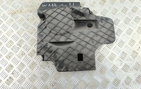 Mercedes-Benz E W212 Timing belt guard (cover) BBP198402