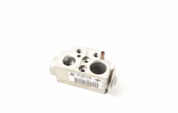Porsche Cayenne (92A) Valve 7P0820679A