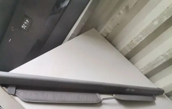 Jeep Grand Cherokee (WK) Parcel shelf load cover 