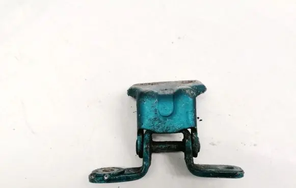 Mazda 323 Rear door lower hinge