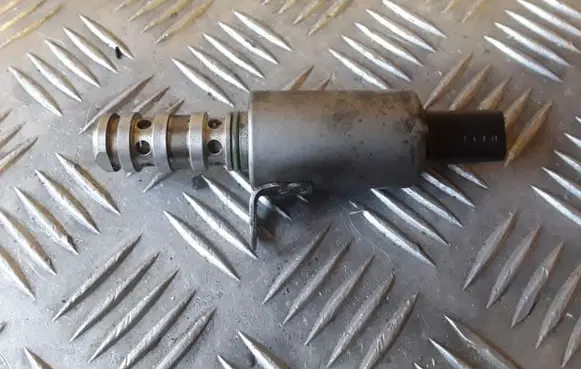 Citroen C4 I Picasso Camshaft vanos timing valve V75944828001 V759448280 759448280