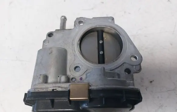 Toyota Aygo AB40 Throttle body valve 22030-0Q040