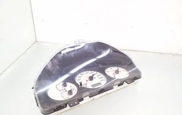 Mazda Premacy Speedometer (instrument cluster) 20807135918 CB87