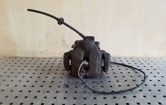 BMW X5 E53 Front brake caliper