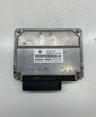 Volkswagen Touareg I Engine control unit/module 0AD927755T 5WP22076