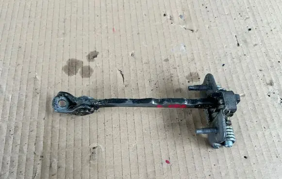 Renault Trafic II (X83) Front door check strap stopper 311823E