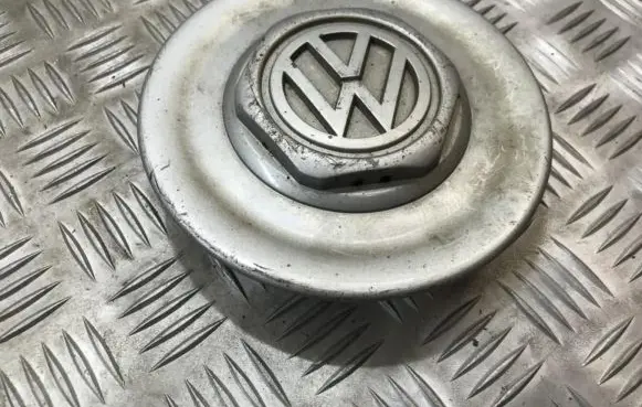 Volkswagen PASSAT B4 Original wheel cap 357601149g