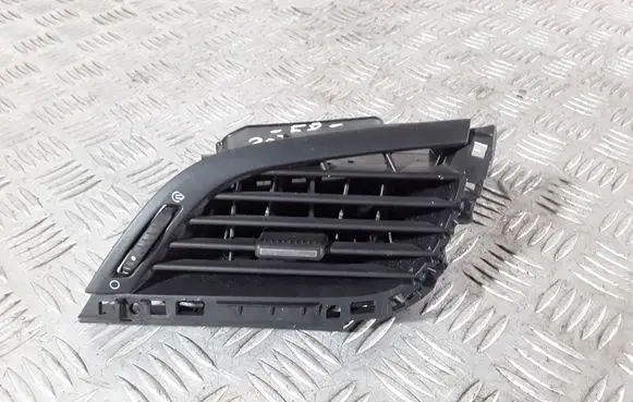Peugeot 207 Dashboard side air vent grill/cover trim 9650088477
