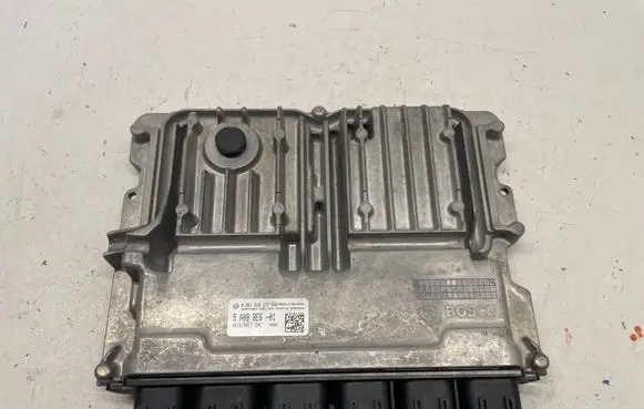 BMW 1 F40 Engine control unit/module ECU 5A088E601 0261S10197 031619811