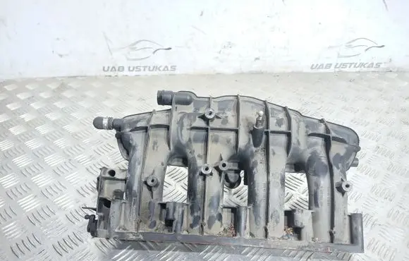 Audi A4 S4 B7 8E 8H Intake manifold 06133185 06F133201N