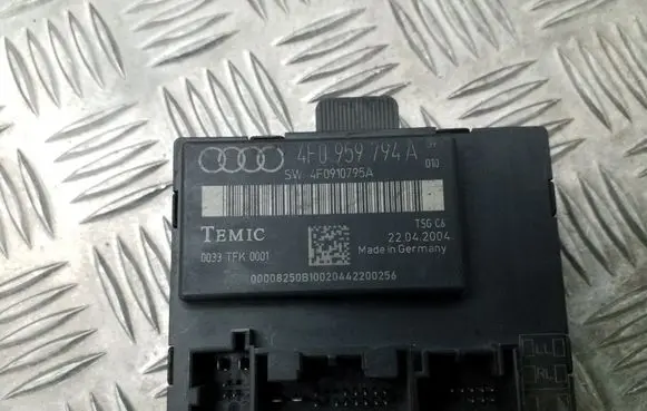 Audi A6 S6 C6 4F Door central lock control unit/module 4F0959794A