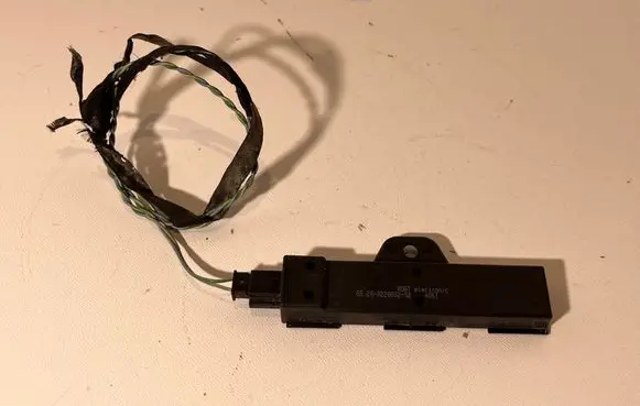 Interior comfort aerial antenna