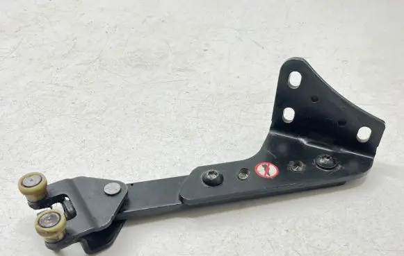 Toyota Proace Sliding door lower roller guide/hinge 98080758 97966M03